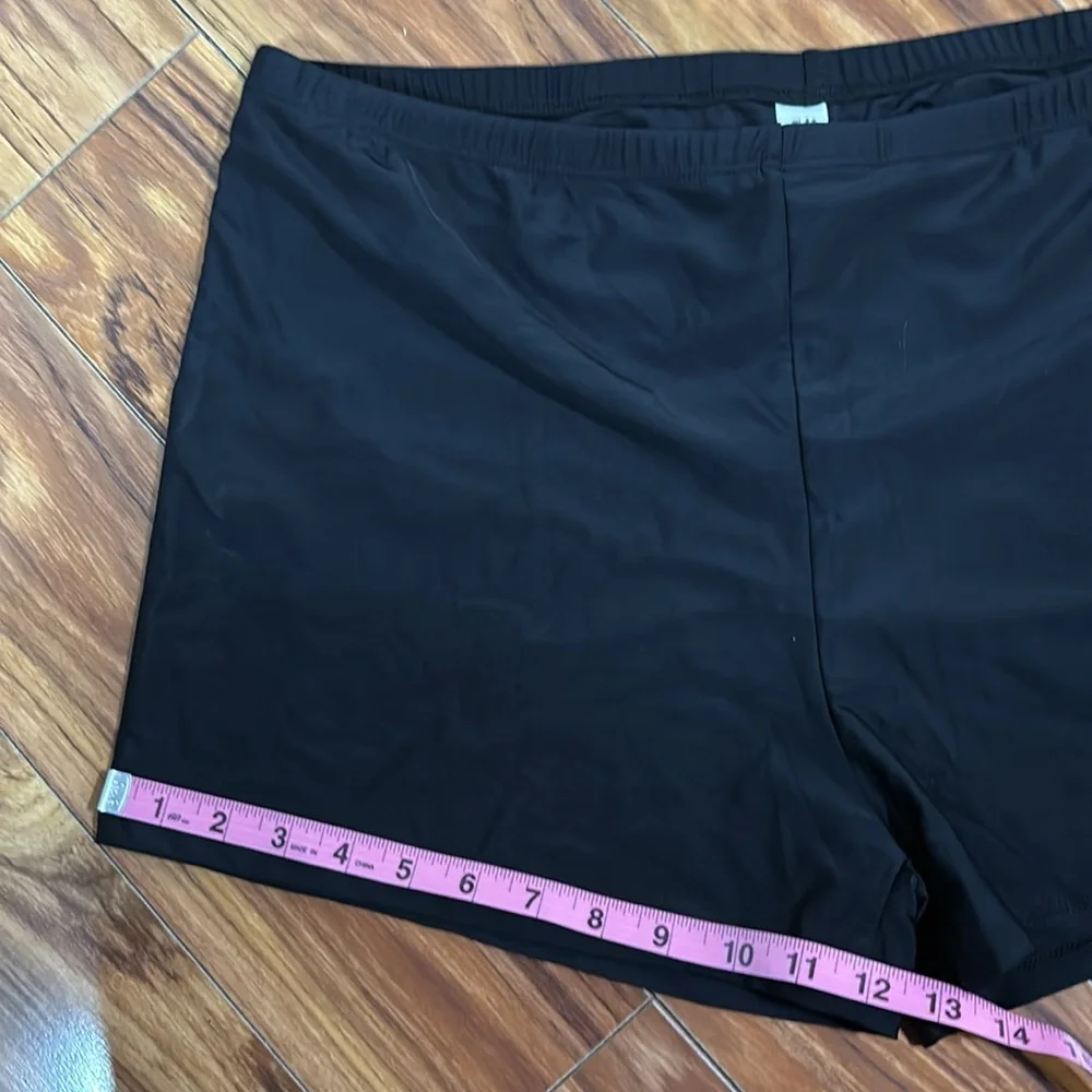 Black swim shorts, size 20W, NWOT. - Picture 4 of 6